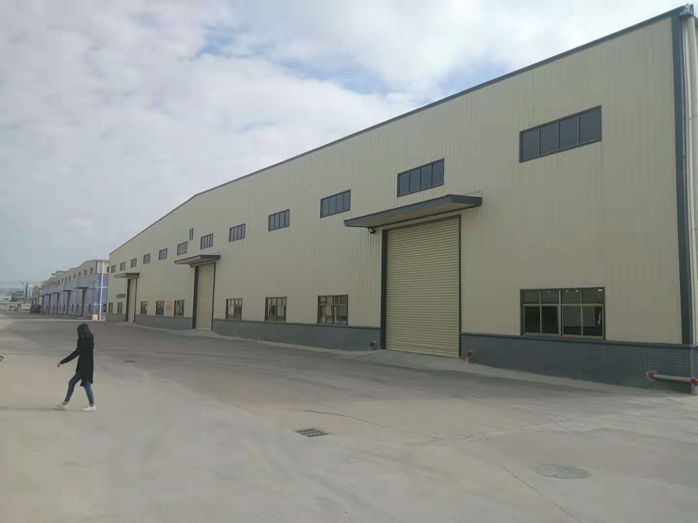惠州石湾新建独院钢结构厂房8700平方出租或分租可办环评